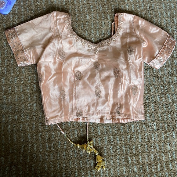 Lehenga - Picture 2 of 4